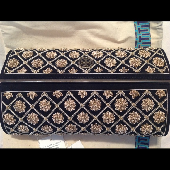 Tory Burch Handbags - Gorgeous Tory Burch Clutch😍 gold/black suede🐯